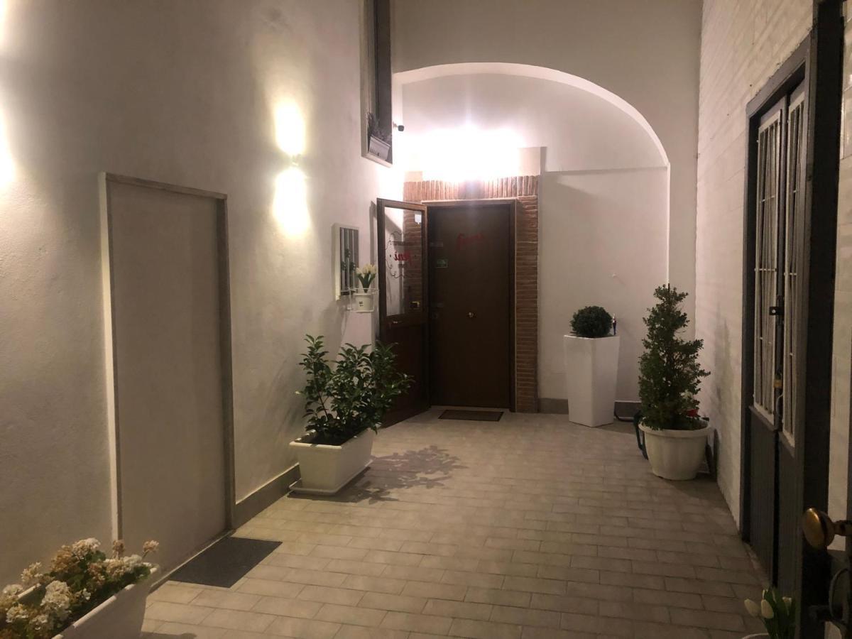 B&B Feni 庞贝 外观 照片